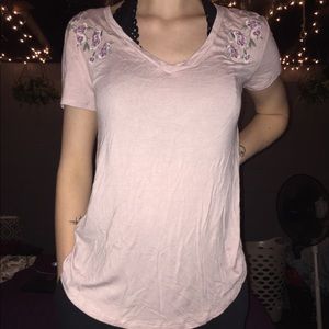 American Eagle Light pink top